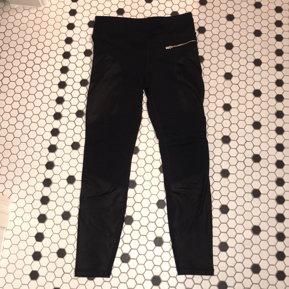 Women’s chic Gap leggings